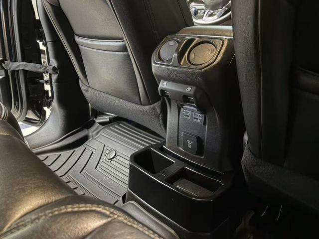 Jeep Wrangler 2019 2.0T Sahara 4-Door China VI – фото 24