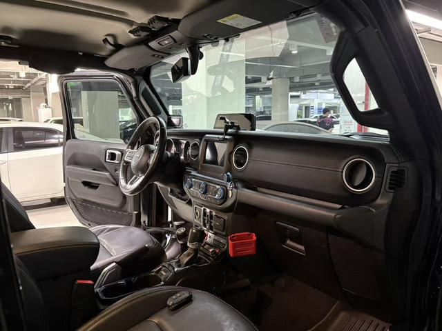 Jeep Wrangler 2019 2.0T Sahara 4-Door China VI – фото 26