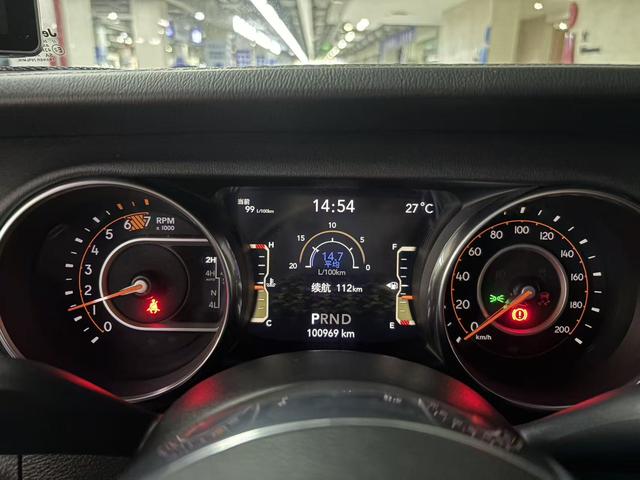 Jeep Wrangler 2019 2.0T Sahara 4-Door China VI – фото 31