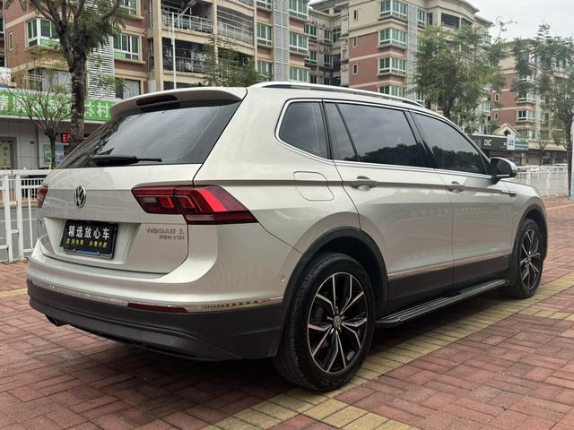 Volkswagen Tiguan L Модель 2019 года 330TSI автоматическое 2WD Smart Dynamic Deluxe Edition Country VI – фото 6
