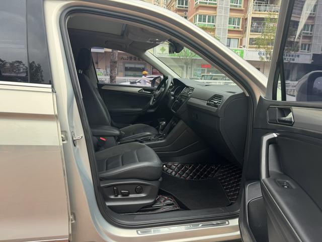 Volkswagen Tiguan L Модель 2019 года 330TSI автоматическое 2WD Smart Dynamic Deluxe Edition Country VI – фото 15