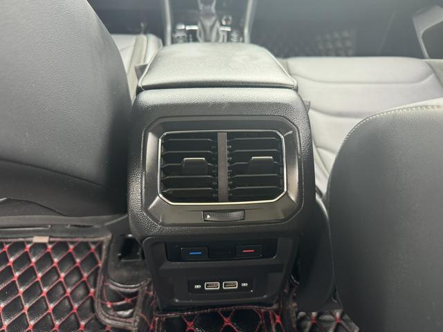 Volkswagen Tiguan L Модель 2019 года 330TSI автоматическое 2WD Smart Dynamic Deluxe Edition Country VI – фото 18