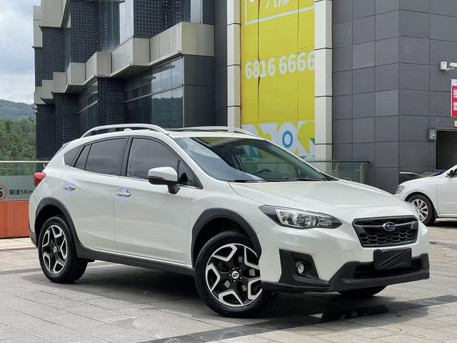 Subaru XV Модель 2018 года 2.0i Quan Drive Deluxe Edition