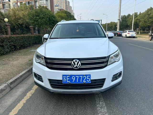 Volkswagen Tiguan 2012 2.0TSI Automatic 4WD Elite – фото 3
