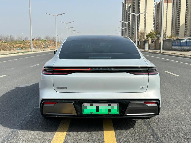 Geely Galaxy E8 2024 665km Starship Voyager – фото 8