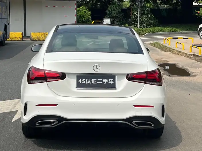 Mercedes-Benz A-class 2021 Model A 200 L Sports sedan Dynamic Edition – фото 6