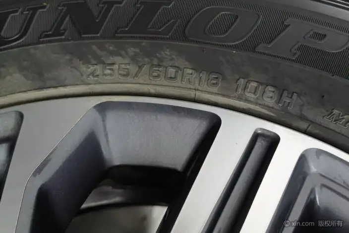 Nissan Terra 2020 Model 2.5L Manual 2WD Elite Edition – фото 9