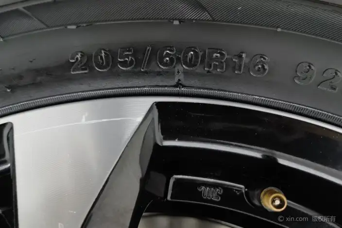 Nissan Sylphy 2023 Model 1.6L CVT Yuexiang Edition – фото 9