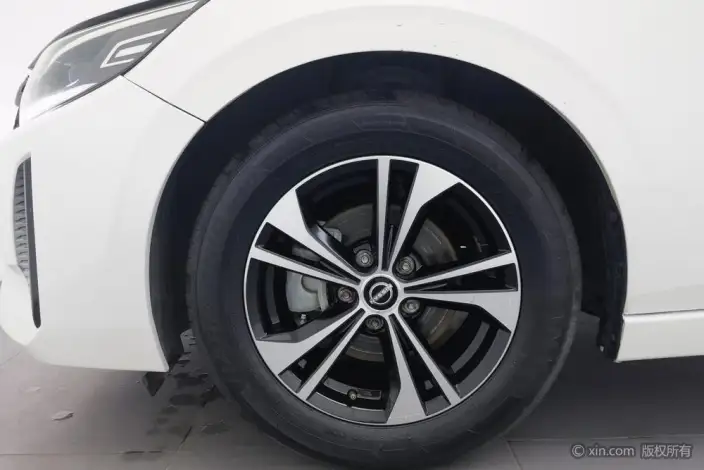 Nissan Sylphy 2023 Model 1.6L CVT Yuexiang Edition – фото 10