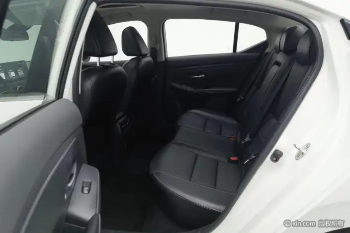 Nissan Sylphy 2023 Model 1.6L CVT Yuexiang Edition – фото 19