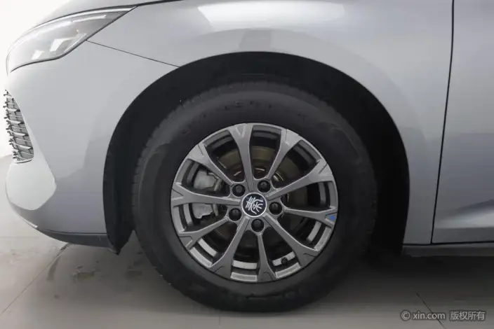 QinL DM 2024 Model DM-i 80KM Leading Model – фото 9