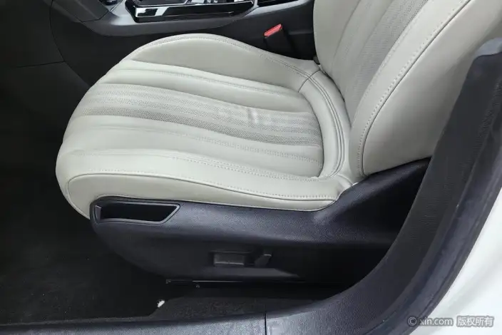 PEUGEOT 408 2022 Model 1.6T Dream Edition – фото 42