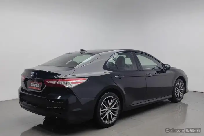 Toyota Camry 2021 Model Hybrid 2.5HG Deluxe Edition – фото 28