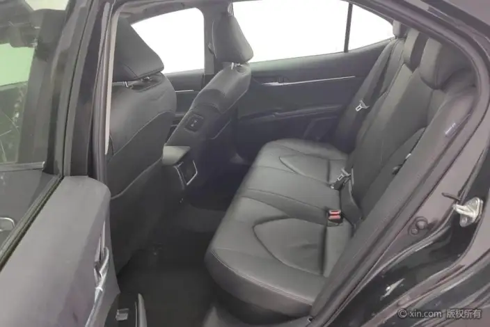 Toyota Camry 2021 Model Hybrid 2.5HG Deluxe Edition – фото 43