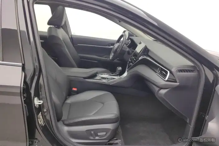 Toyota Camry 2021 Model Hybrid 2.5HG Deluxe Edition – фото 48