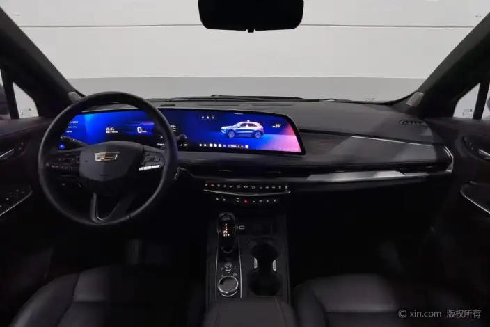 Cadillac XT4 2024 Model 28T 2WD Noble Model – фото 11