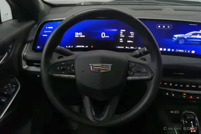 Cadillac XT4 2024 Model 28T 2WD Noble Model – фото 37
