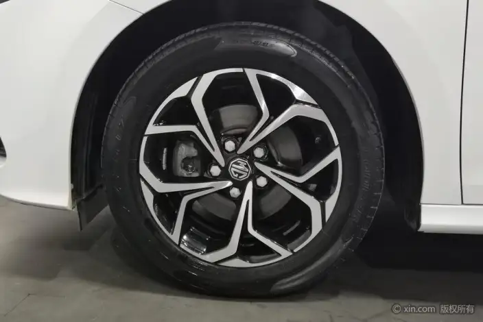 MG5 2021 Model Facelift 180DVVT CVT Youth Deluxe Edition – фото 11