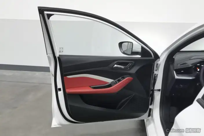 MG5 2021 Model Facelift 180DVVT CVT Youth Deluxe Edition – фото 22