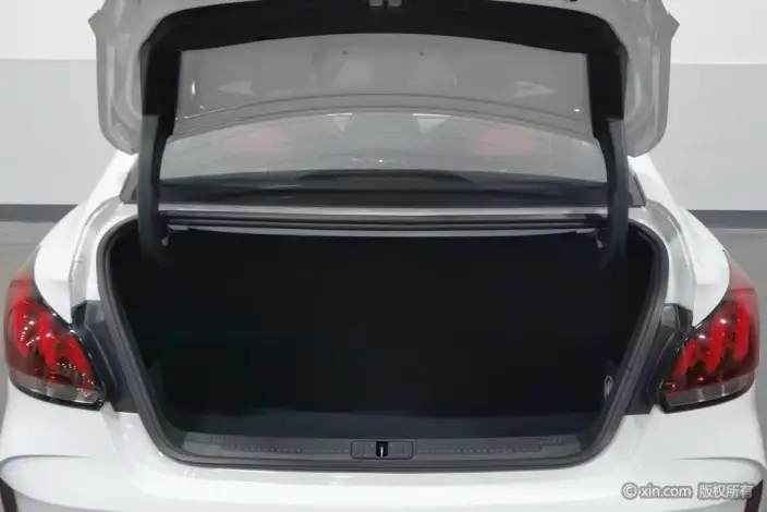 MG5 2021 Model Facelift 180DVVT CVT Youth Deluxe Edition – фото 24