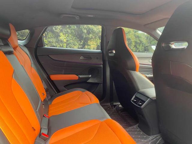 Changan UNI-V 2025 модификация Third generation 1.5T 500Bar Prestige – фото 5