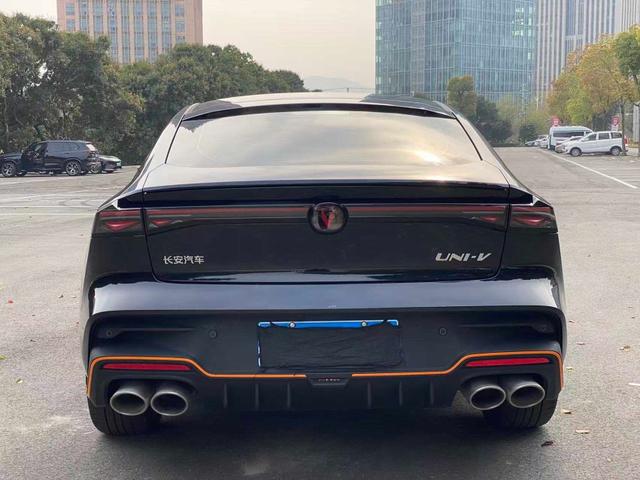 Changan UNI-V 2025 модификация Third generation 1.5T 500Bar Prestige – фото 7