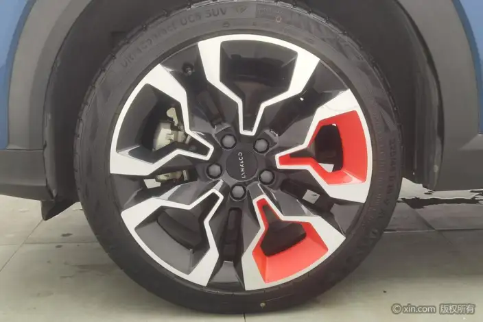 Lynk & Co 06 2020 Model 1.5T Shine Halo – фото 9