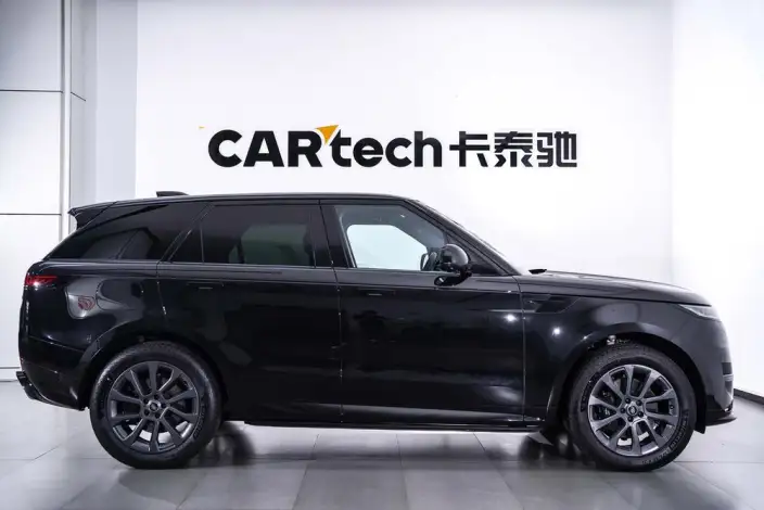 Range Rover Sport 2023 Model 3.0 L6 DYNAMIC SE – фото 6
