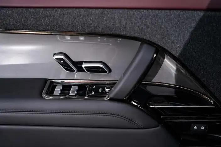 Range Rover Sport 2023 Model 3.0 L6 DYNAMIC SE – фото 17