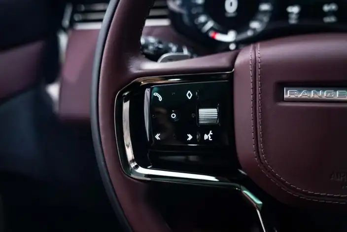 Range Rover Sport 2023 Model 3.0 L6 DYNAMIC SE – фото 21