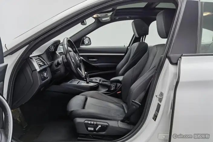 BMW 3 Series Gran Turismo 2020 Model 320i M Sports Set – фото 17