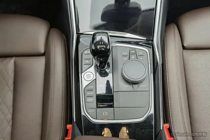 BMW 3 Series 2022 Model 320Li M Sports Set – фото 14