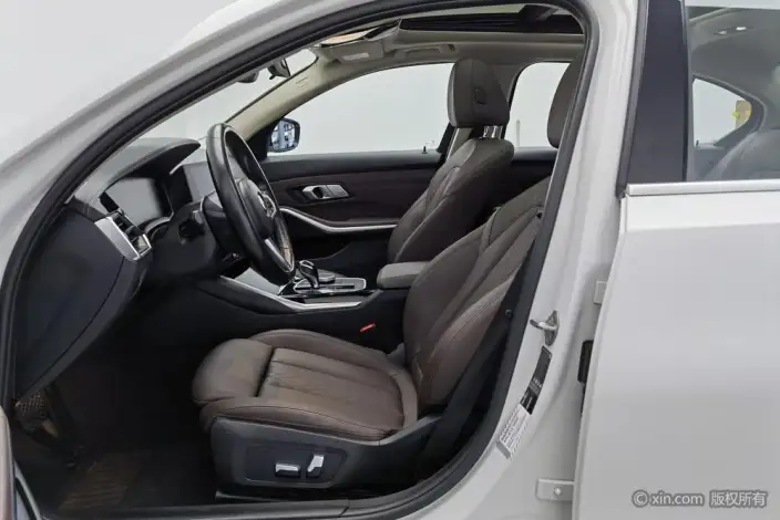BMW 3 Series 2022 Model 320Li M Sports Set – фото 41