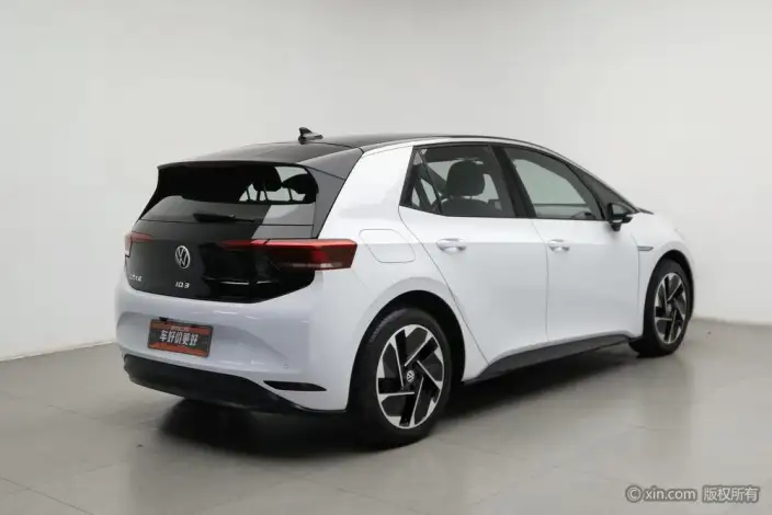 Volkswagen ID.3 2023 Model L Class Model Pure Smart Edition – фото 4