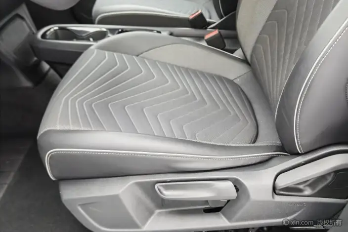 Volkswagen ID.3 2023 Model L Class Model Pure Smart Edition – фото 18