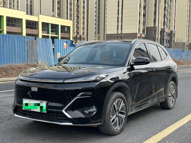 Geely Galaxy Starship 7 EM-i 2025 120km Voyage+ – фото 1