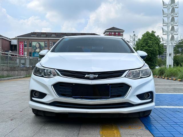 Chevrolet Cruze Модель 2018 года 320 автоматическое Hyun Фэн Urban Edition – фото 2