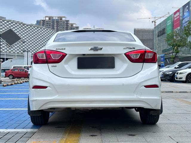 Chevrolet Cruze Модель 2018 года 320 автоматическое Hyun Фэн Urban Edition – фото 6