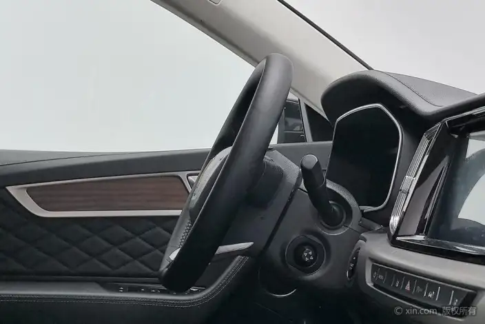 Hongqi HS7 2021 Model 3.0T Automatic 4WD Smart Flag Enjoy Edition – фото 10