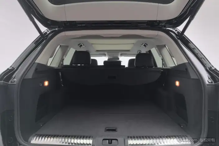 Hongqi HS7 2021 Model 3.0T Automatic 4WD Smart Flag Enjoy Edition – фото 22