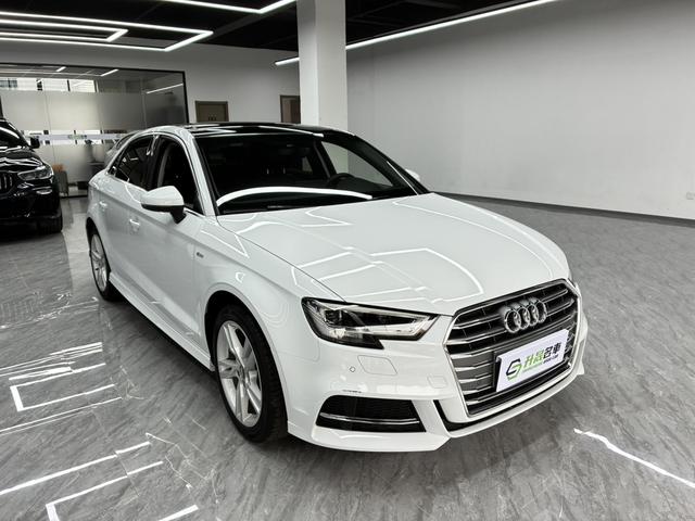 Audi A3 2020 Limousine 35 TFSI Style China VI – фото 2