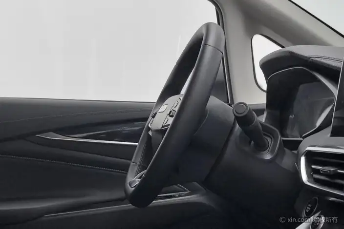 Maxus Dajia 5 Plug-in 2024 Model Lexiang Edition – фото 7