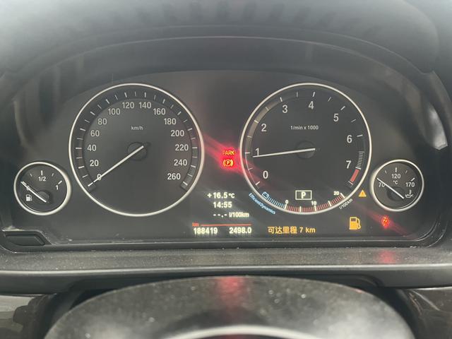 BMW 5 Series 2013 модификация 530Li Luxury – фото 10