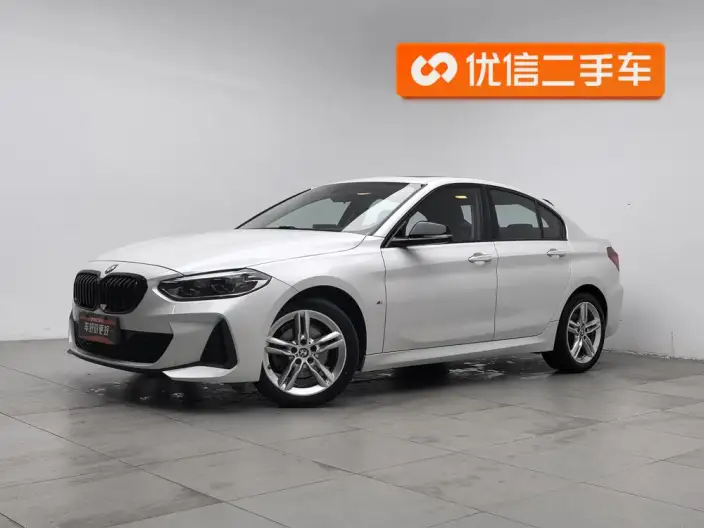 BMW 1 Series 2023 Model 120i M Sports Night Edition – фото 1
