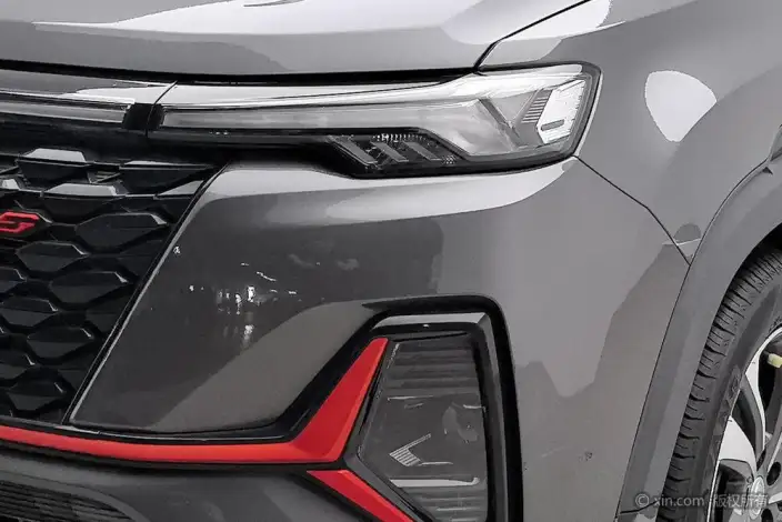 Changan CS35 PLUS 2021 Model Facelift Blue whale NE 1.4T DCT Luxury Model – фото 6