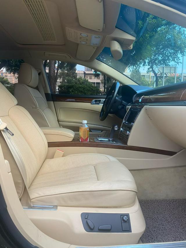 Phaeton 2012 модификация 3.0L Business – фото 8