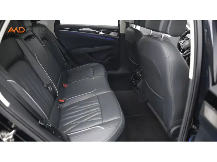Volkswagen Passat PHEV 2023 Model 430PHEV Hybrid Deluxe Edition – фото 10
