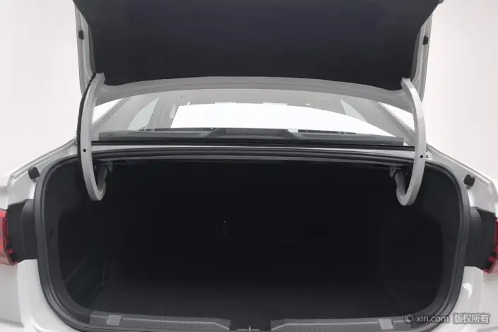 Volkswagen Bora 2024 Model 200TSI DSG Smooth Ride Edition – фото 23