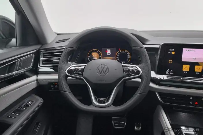Volkswagen Teramont 2022 Model Teramont X 530 V6 4WD Respect Deluxe Edition – фото 13