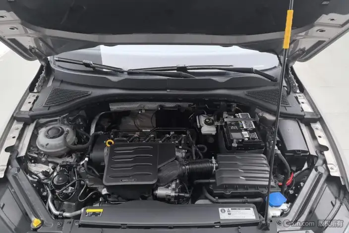 Volkswagen Bora 2020 Model 1.5L Manual Comfort Model – фото 4